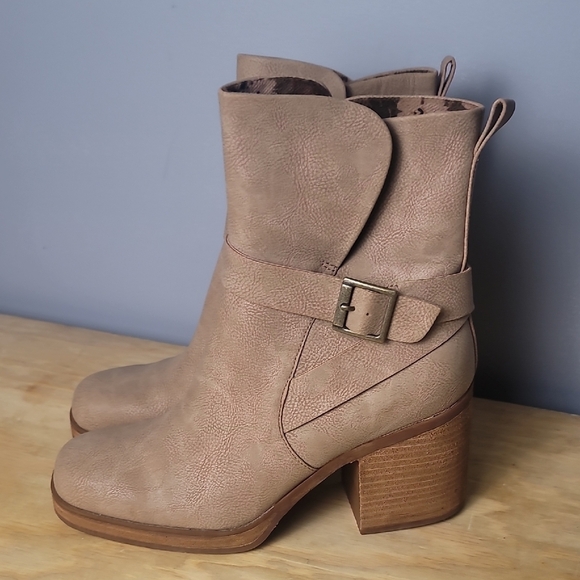 Korks KORKS EASE Marci II Natural Tan Heeled Boots Chunky Wooden Heel - Picture 2 of 13